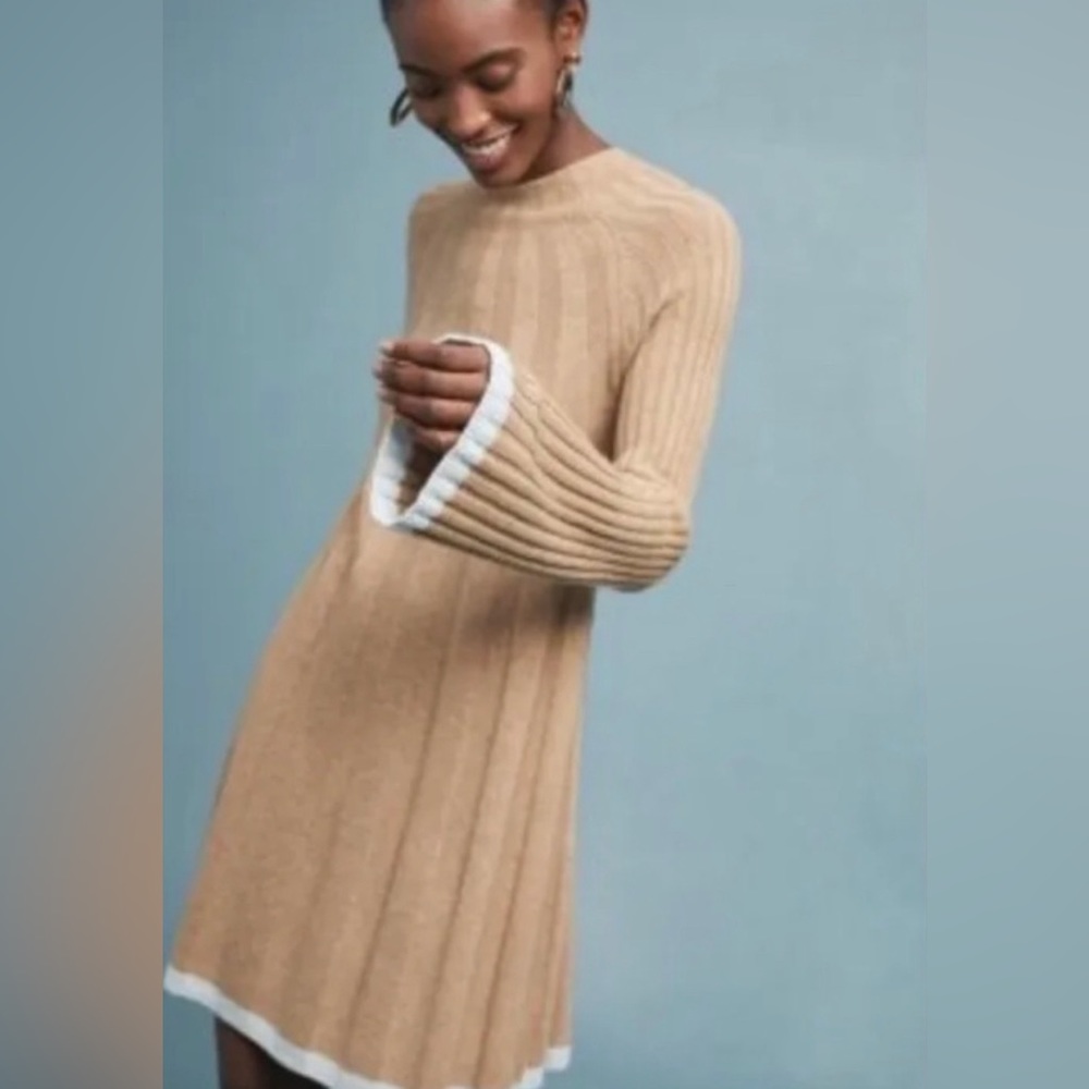 Anthropologie Arseneau Sweater Dress. Brown with pale blue trim. Size L, petite